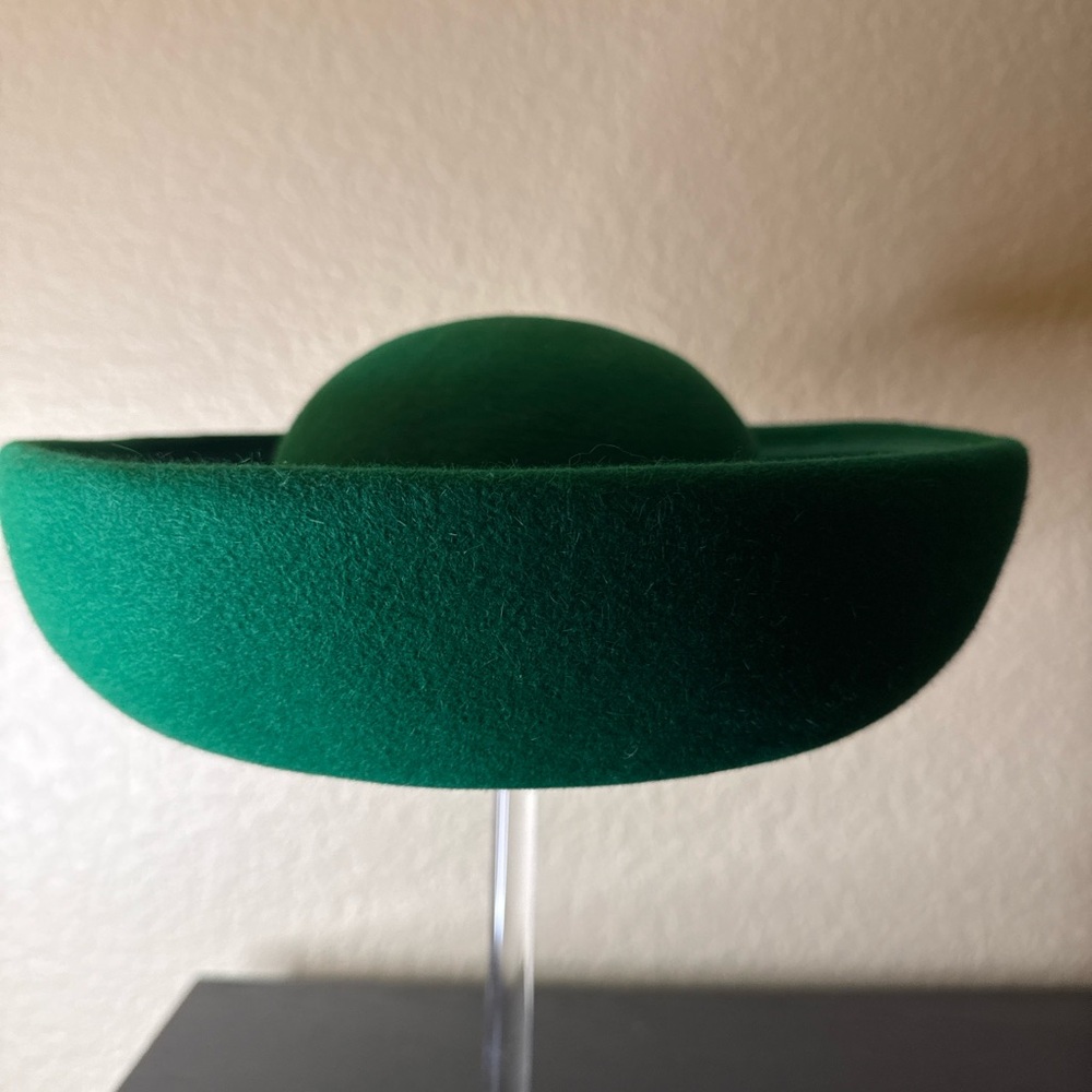 Elegant Green Women's Hat